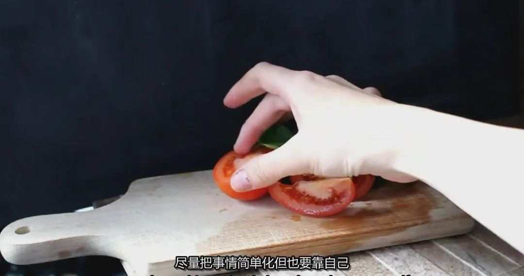 图片[6]-暗黑系和氛围感美食摄影布光造型入门工作坊教程-中英字幕