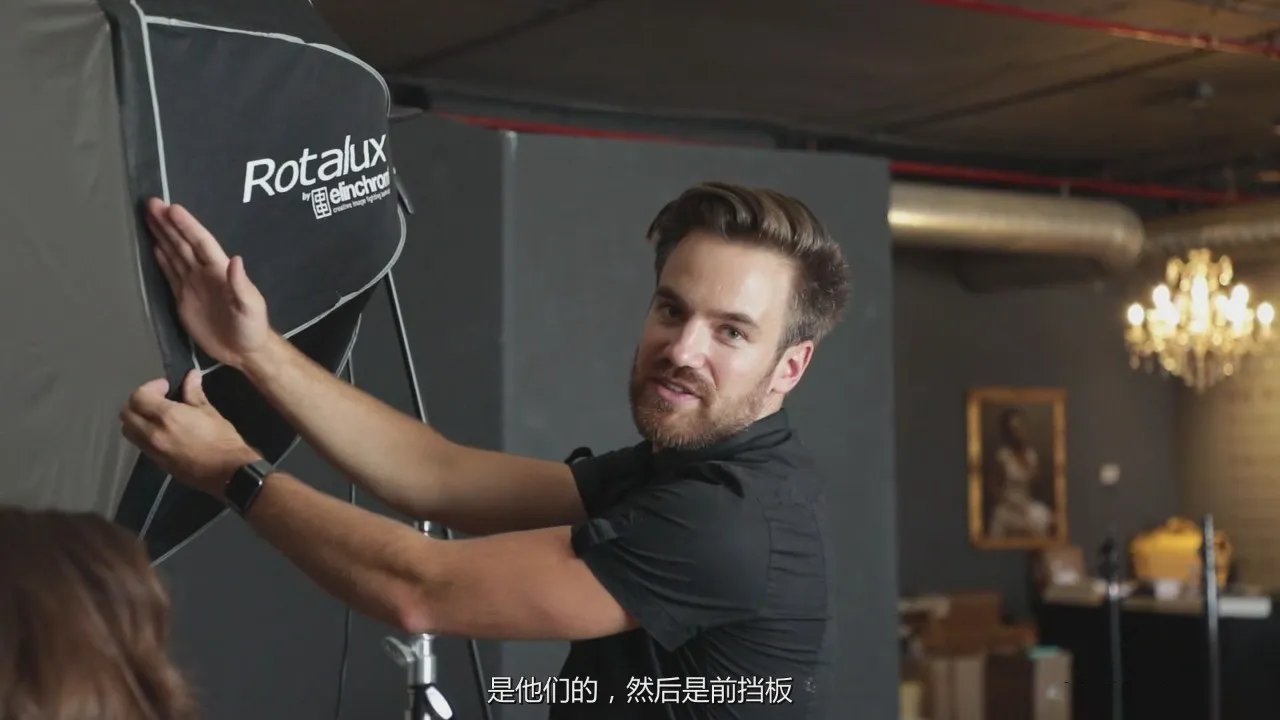 图片[3]-摄影师Felix Kunze一盏灯打造美丽的工作室人像布光教程-中英字幕