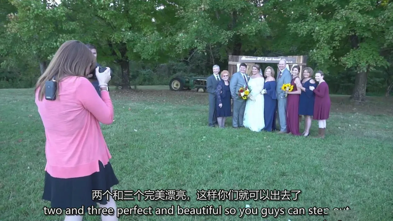 图片[4]-摄影师Katelyn James婚礼摄影现场一场农村婚礼摄影教程-中英字幕