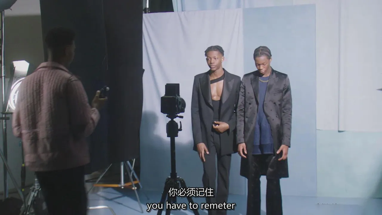 图片[3]-泰勒·米切尔(Tyler Mitchell)通过人像摄影讲故事大师班-中英字幕