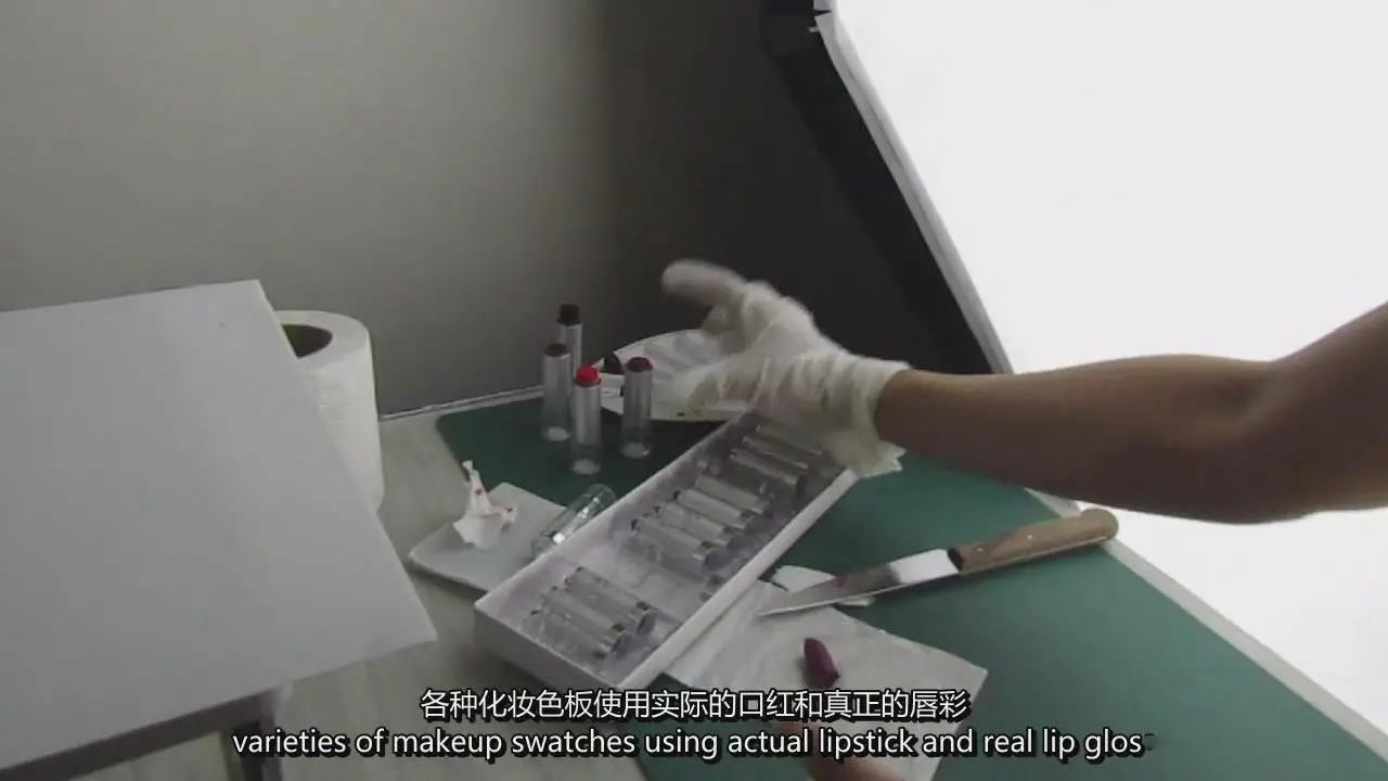 图片[3]-Nehha Deshmukh产品摄影-口红唇膏化妆品样本拍摄及造型-中英字幕-美夕摄影