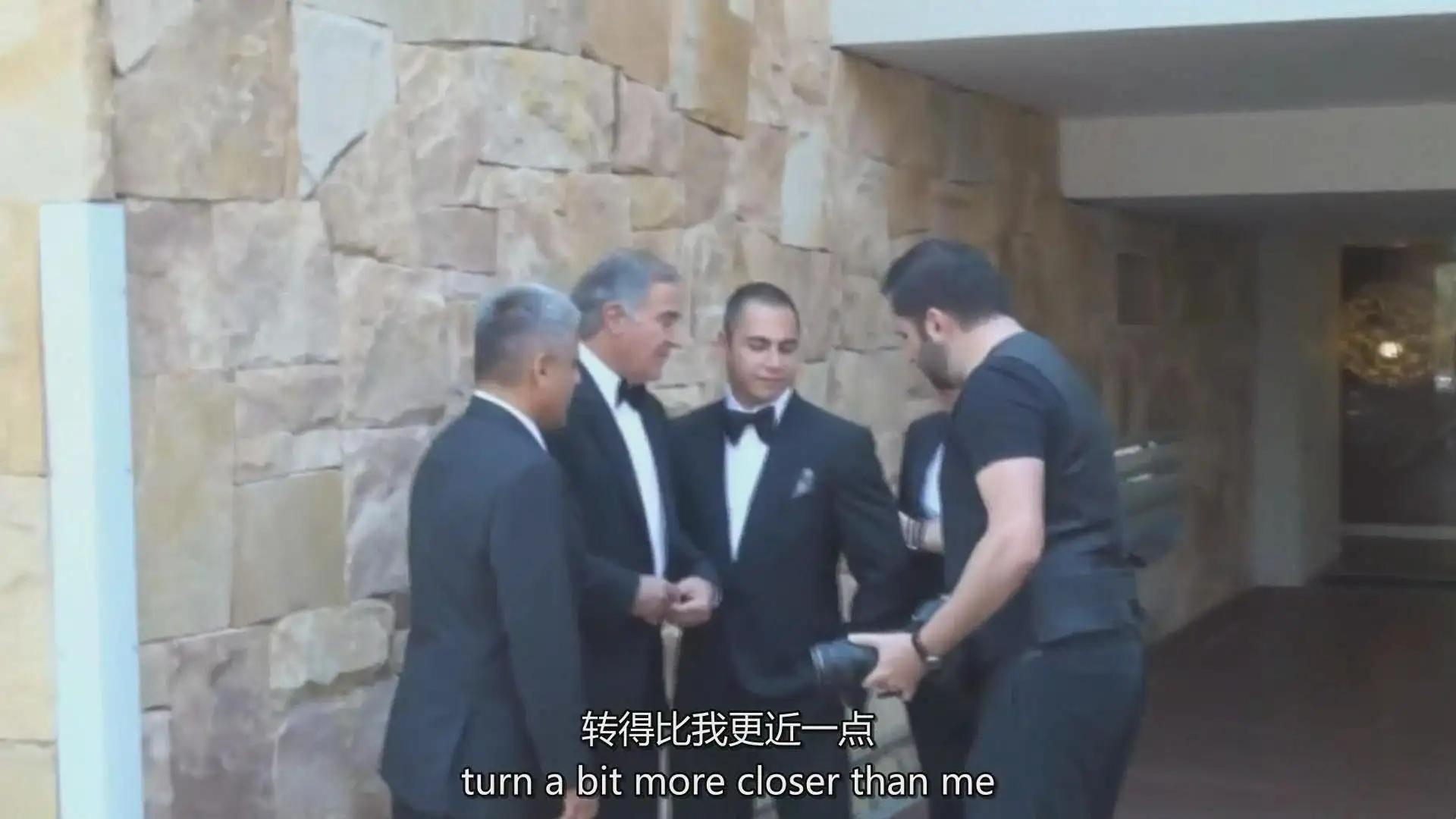 图片[3]-Jerry Ghionis - Vicki & Ali 婚礼现场跟拍教程-独家精翻中英字幕