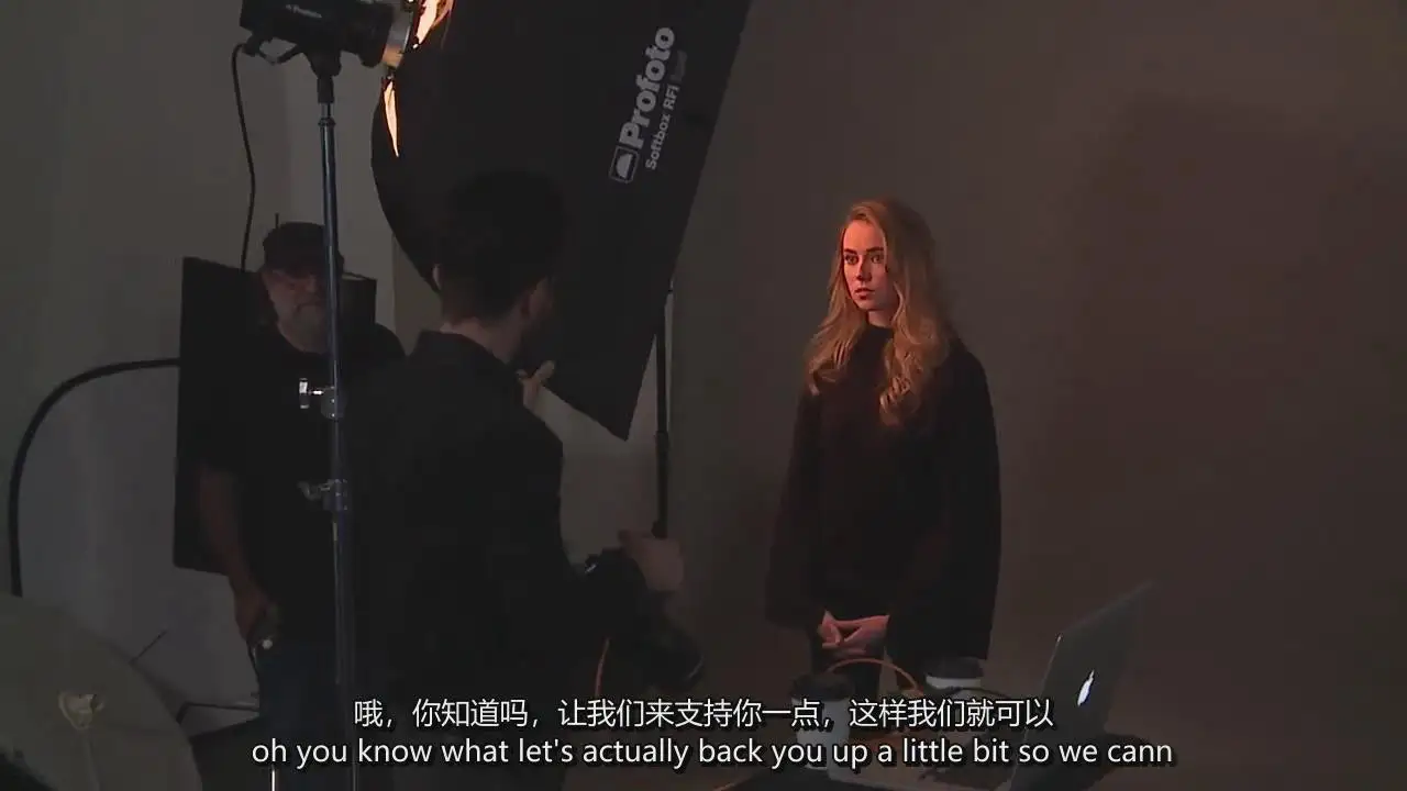 图片[7]-摄影师Chris Knight 一盏灯一个反光板掌握人像布光教程-中英字幕-美夕摄影
