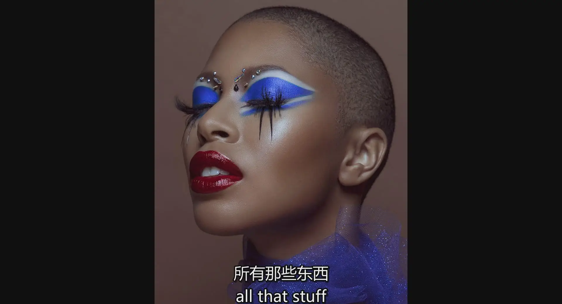 图片[14]-KelbyOne – Mary Bel用日常材料拍摄创意时尚肖像教程-中英字幕