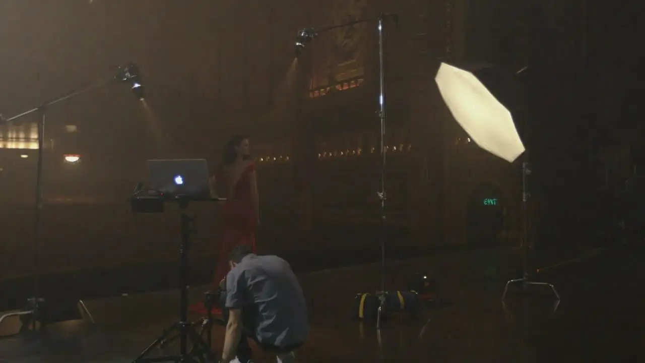 图片[20]-摄影师Chris Knight掌握电影人像摄影布光完整教程-中英字幕-美夕摄影