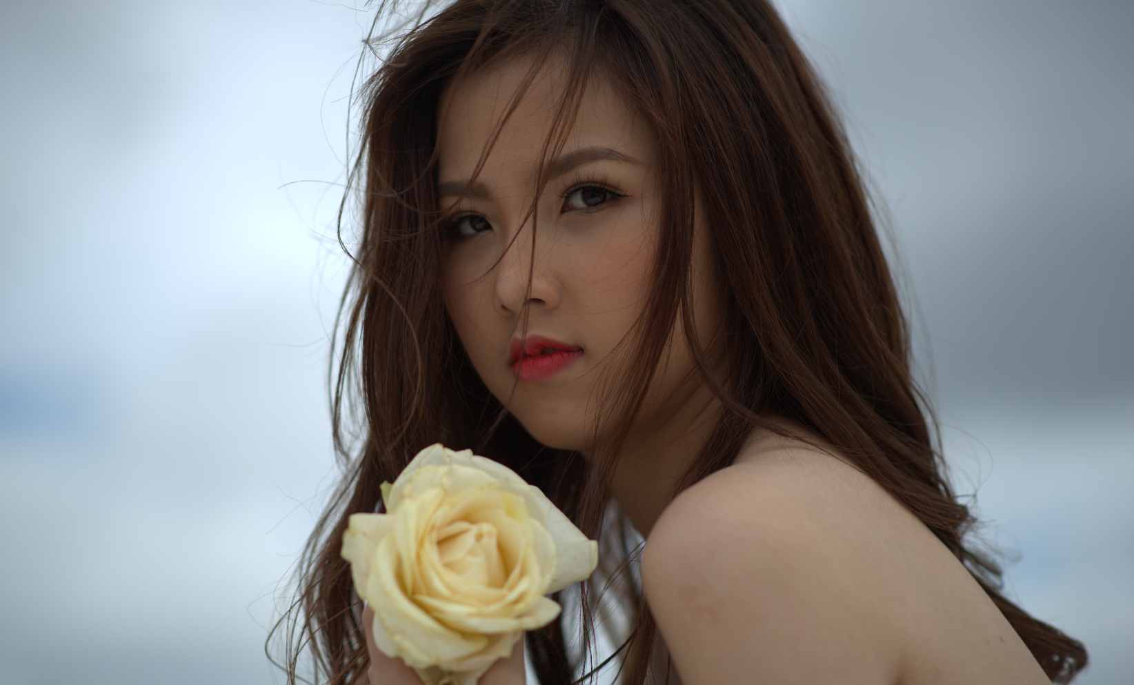 18张天台白裙美女RAW原片佳能6D NEF格式人像调色练习素材-美夕摄影
