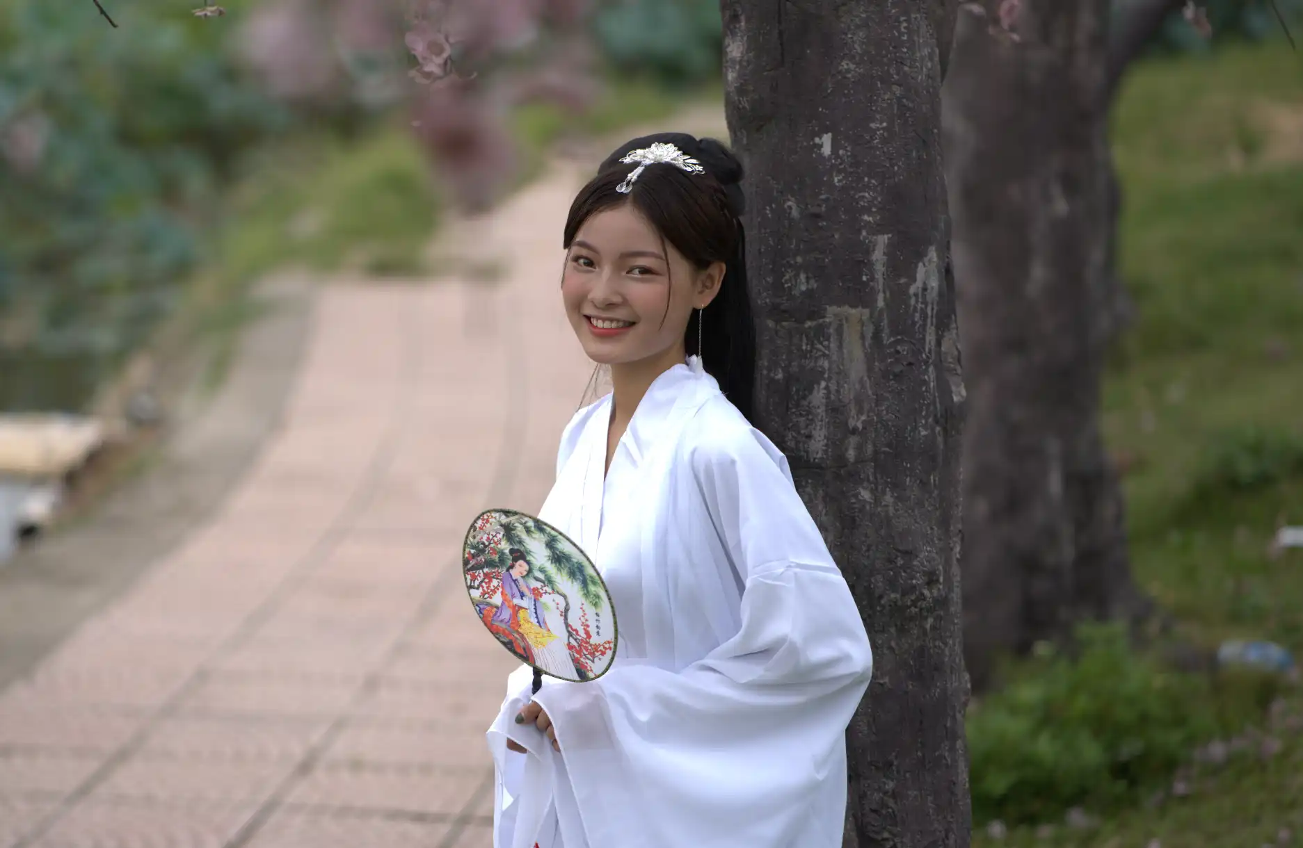 52张樱花树下胭脂红格格汉服美女RAW原图索尼A7M3 ARW格式素材-美夕摄影